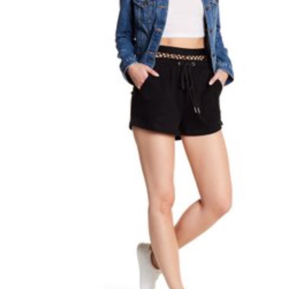 Fishnet top double layer Cotton blend shorts
